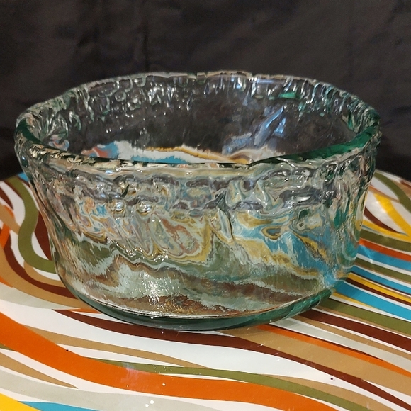 Artisan Glass Art Bowl Iceberg Recycled 7" - Picture 1 of 5
